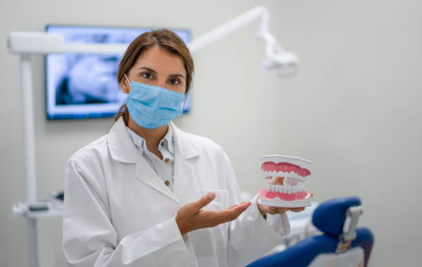 Best Urgent Tooth Repair  in Nevada, MO